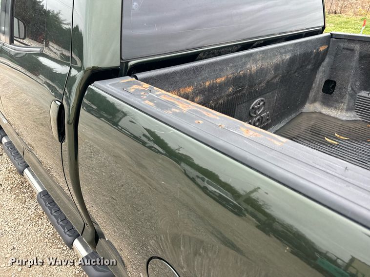 image for item NM9062 2010 Toyota Tundra  Double Cab pickup truck