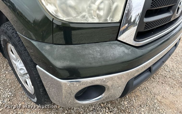 image for item NM9062 2010 Toyota Tundra  Double Cab pickup truck