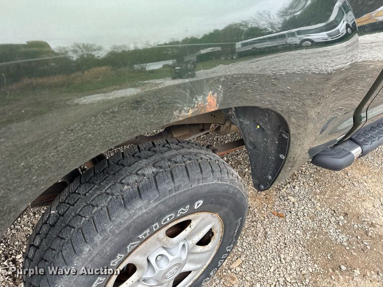 image for item NM9062 2010 Toyota Tundra  Double Cab pickup truck