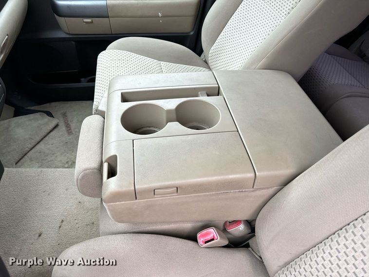 image for item NM9062 2010 Toyota Tundra  Double Cab pickup truck