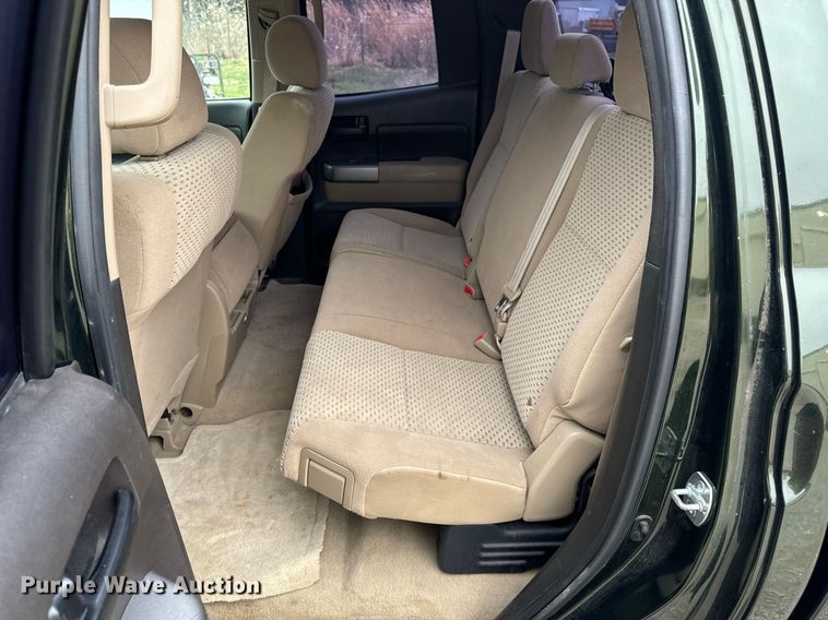 image for item NM9062 2010 Toyota Tundra  Double Cab pickup truck