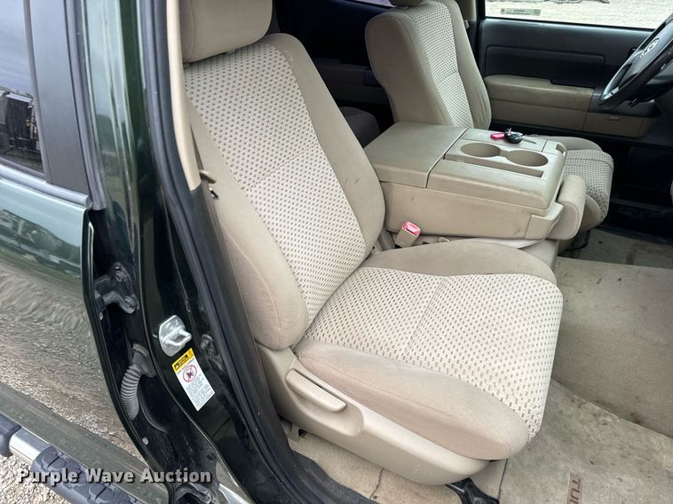 image for item NM9062 2010 Toyota Tundra  Double Cab pickup truck