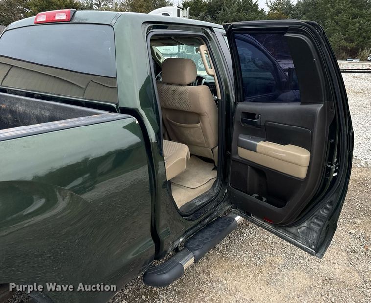 image for item NM9062 2010 Toyota Tundra  Double Cab pickup truck