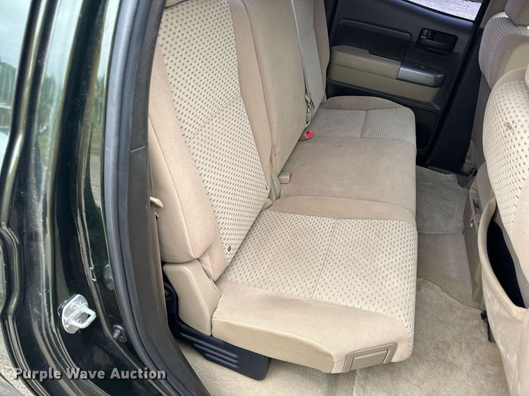 image for item NM9062 2010 Toyota Tundra  Double Cab pickup truck