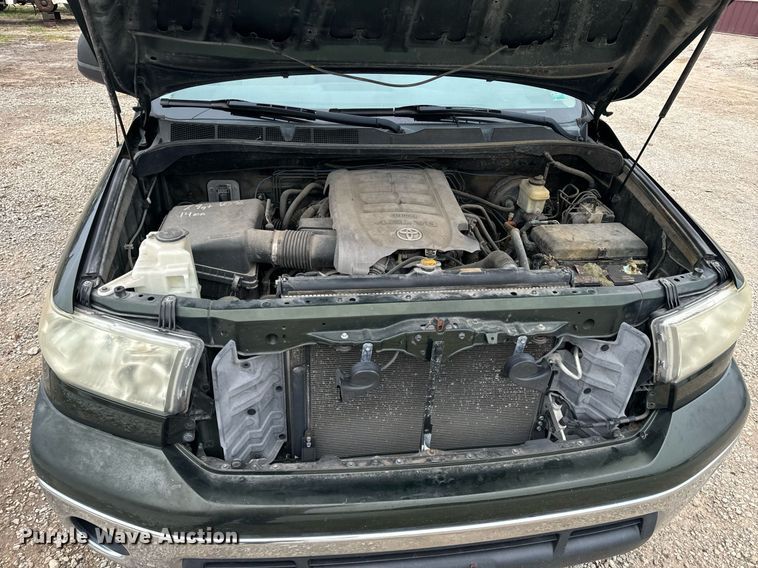 image for item NM9062 2010 Toyota Tundra  Double Cab pickup truck