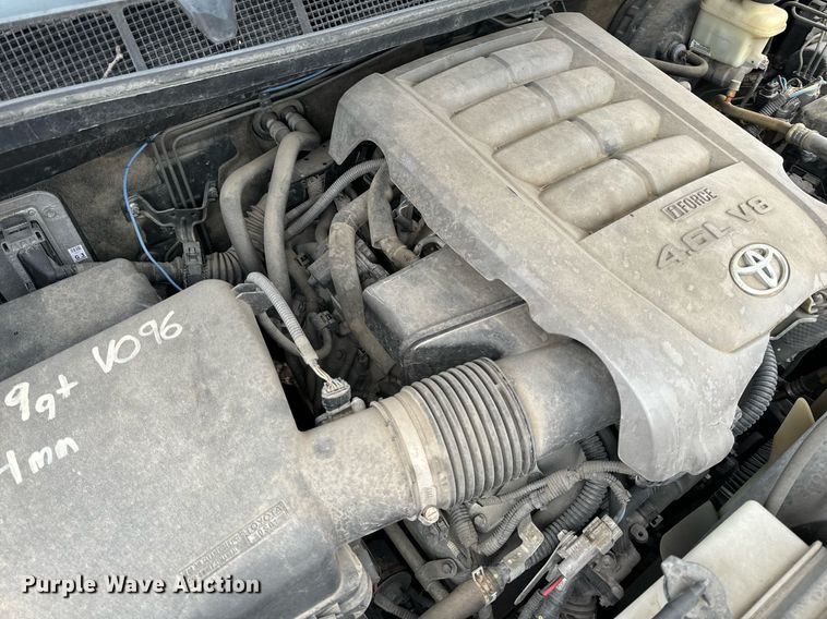 image for item NM9062 2010 Toyota Tundra  Double Cab pickup truck