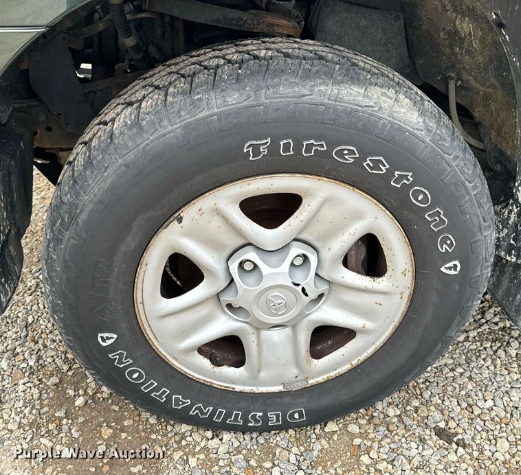 image for item NM9062 2010 Toyota Tundra  Double Cab pickup truck