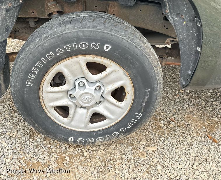 image for item NM9062 2010 Toyota Tundra  Double Cab pickup truck