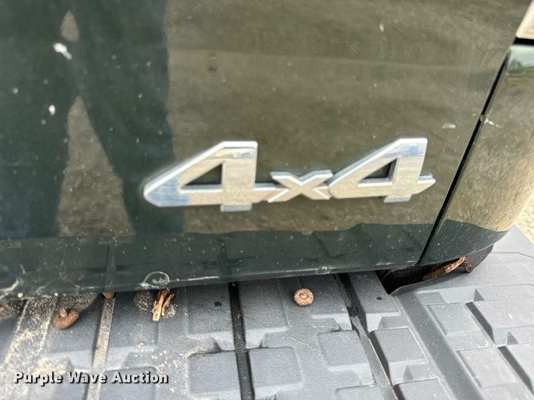 image for item NM9062 2010 Toyota Tundra  Double Cab pickup truck