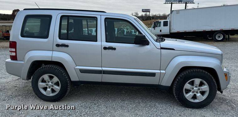 image for item NM9063 2012 Jeep Liberty  SUV