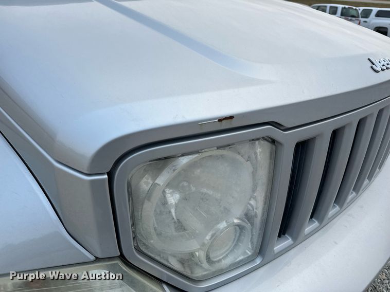 image for item NM9063 2012 Jeep Liberty  SUV