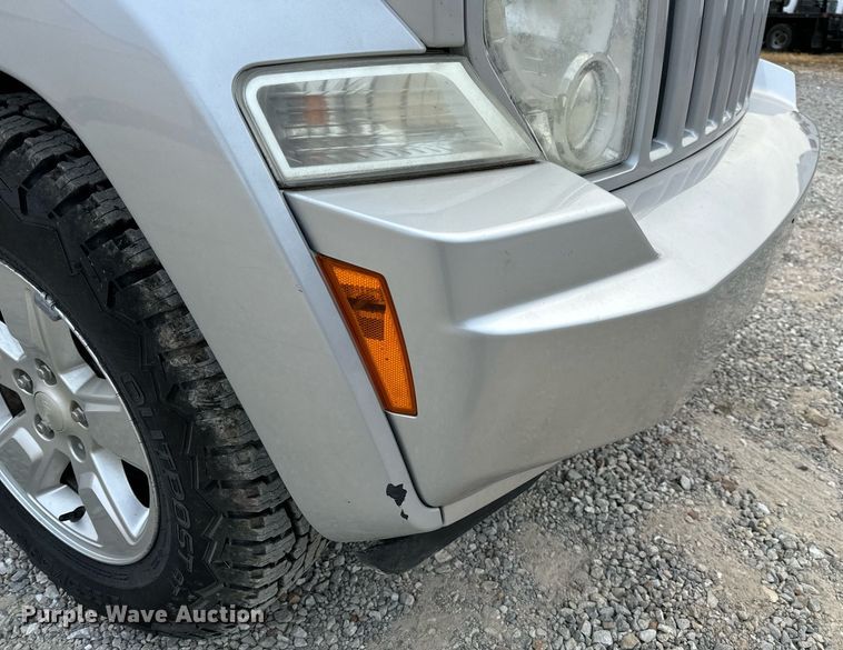 image for item NM9063 2012 Jeep Liberty  SUV