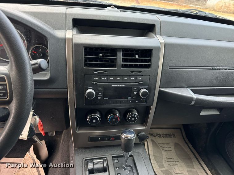 image for item NM9063 2012 Jeep Liberty  SUV