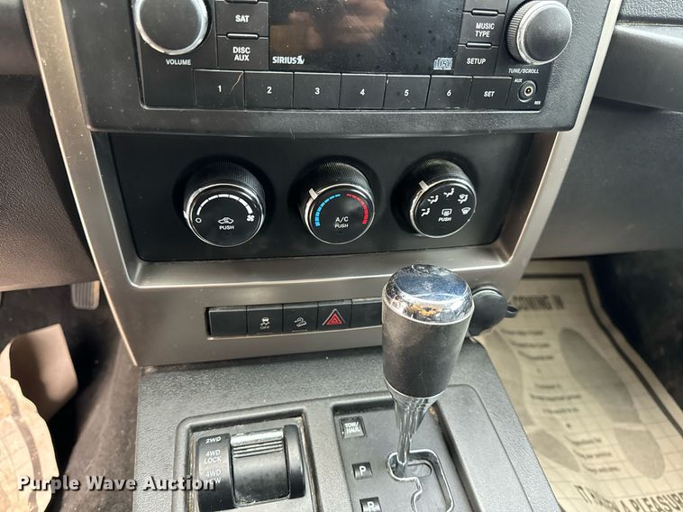 image for item NM9063 2012 Jeep Liberty  SUV