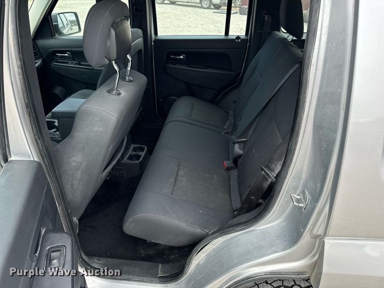 image for item NM9063 2012 Jeep Liberty  SUV