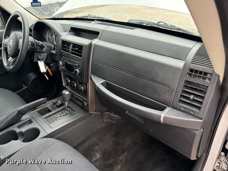 image for item NM9063 2012 Jeep Liberty  SUV