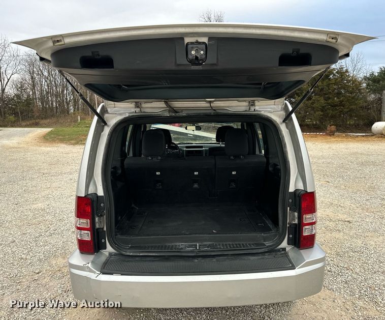 image for item NM9063 2012 Jeep Liberty  SUV