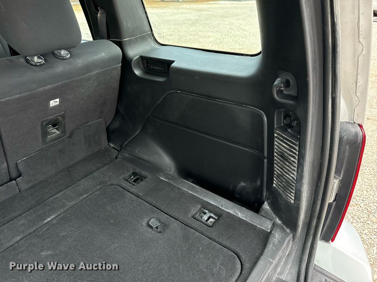 image for item NM9063 2012 Jeep Liberty  SUV