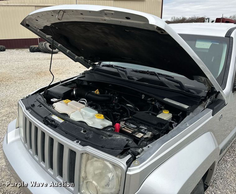 image for item NM9063 2012 Jeep Liberty  SUV