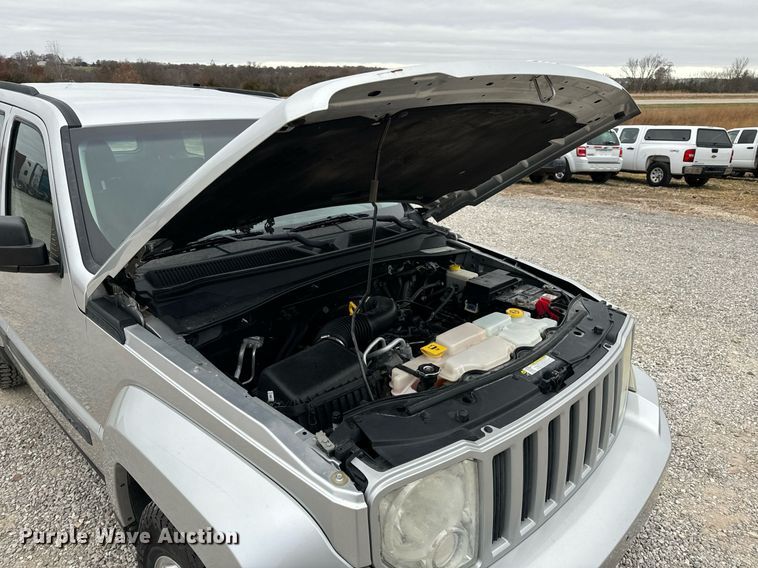 image for item NM9063 2012 Jeep Liberty  SUV
