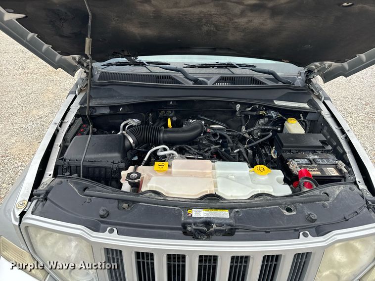 image for item NM9063 2012 Jeep Liberty  SUV