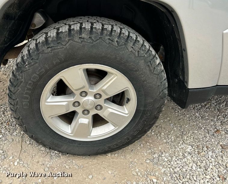 image for item NM9063 2012 Jeep Liberty  SUV