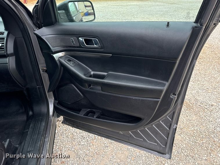 image for item NM9064 2019 Ford Explorer Police Interceptor  SUV