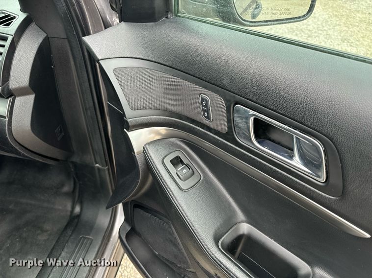 image for item NM9064 2019 Ford Explorer Police Interceptor  SUV