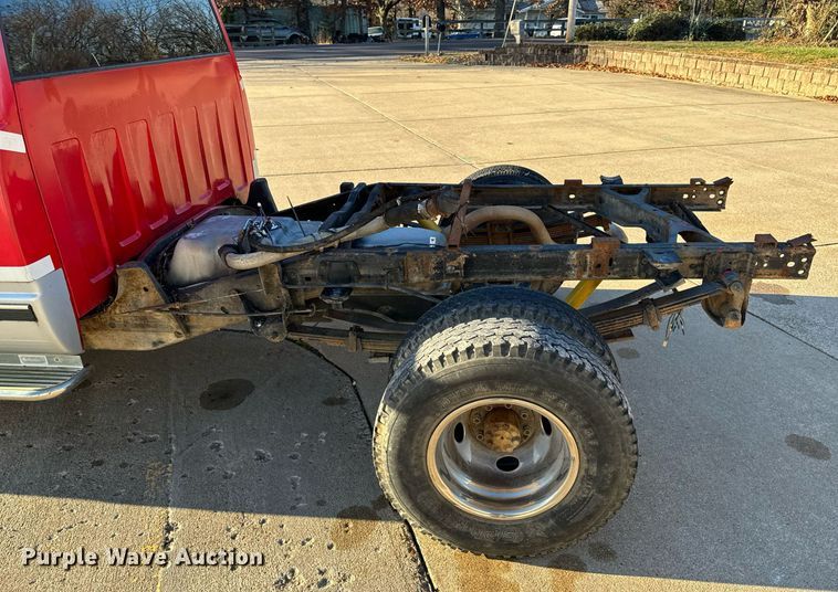 image for item NM9079 1996 Chevrolet Silverado 3500  Ext. Cab pickup truck cab and chassis