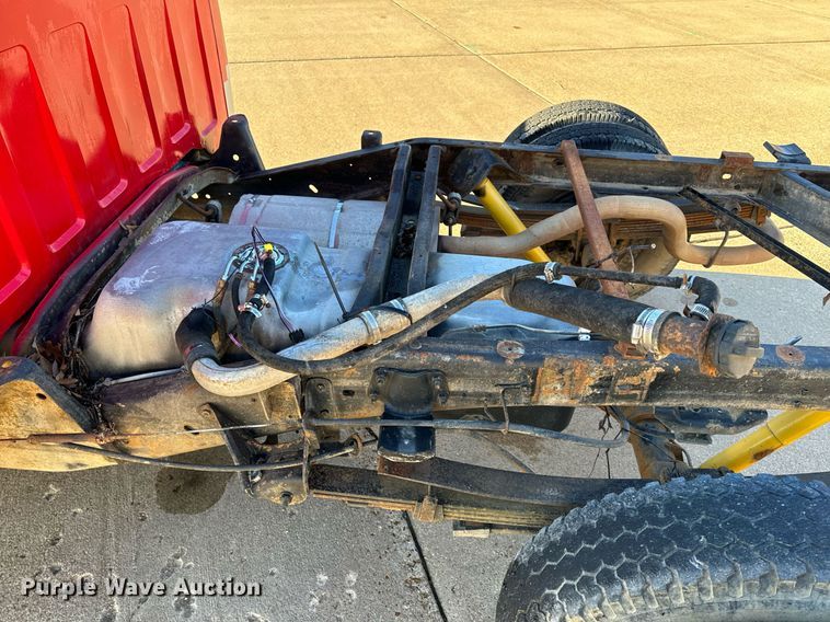 image for item NM9079 1996 Chevrolet Silverado 3500  Ext. Cab pickup truck cab and chassis