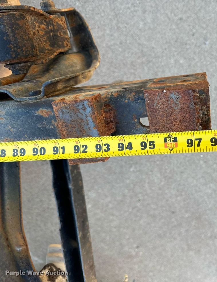 image for item NM9079 1996 Chevrolet Silverado 3500  Ext. Cab pickup truck cab and chassis