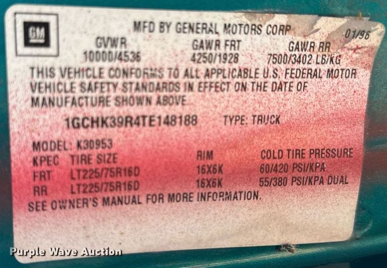 image for item NM9079 1996 Chevrolet Silverado 3500  Ext. Cab pickup truck cab and chassis