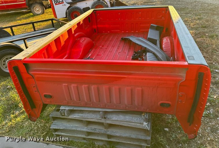 image for item NM9081 2022 Ford  pickup bed