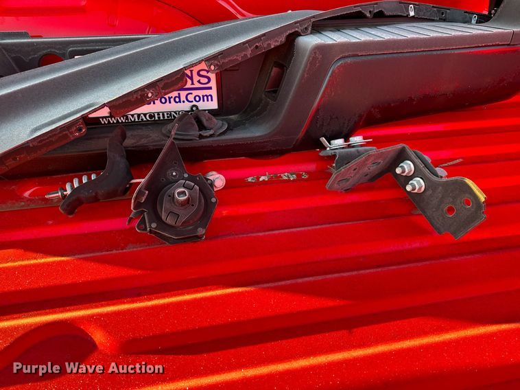 image for item NM9081 2022 Ford  pickup bed