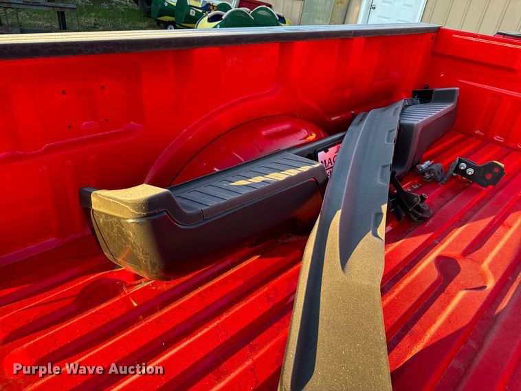 image for item NM9081 2022 Ford  pickup bed