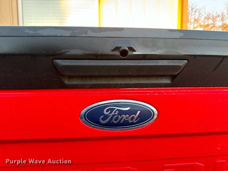 image for item NM9082 2022 Ford  pickup bed