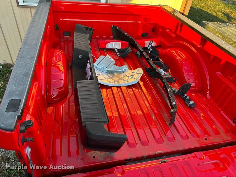 image for item NM9082 2022 Ford  pickup bed