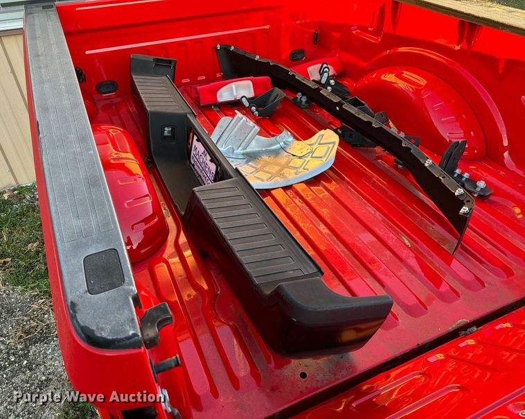 image for item NM9082 2022 Ford  pickup bed