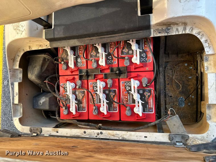 image for item NO9287 (2) EZ-GO golf carts