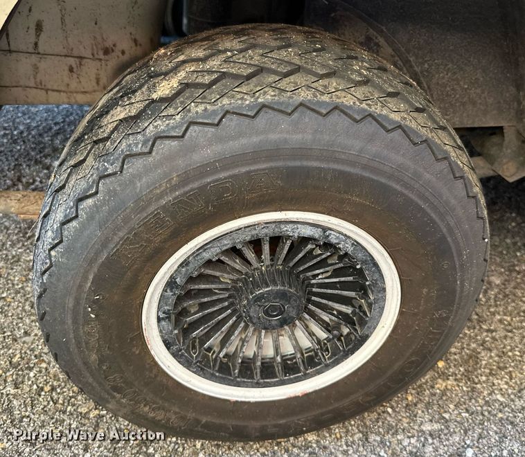 image for item NO9287 (2) EZ-GO golf carts