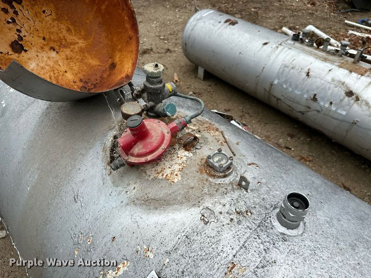 image for item NO9336 (2) propane tanks