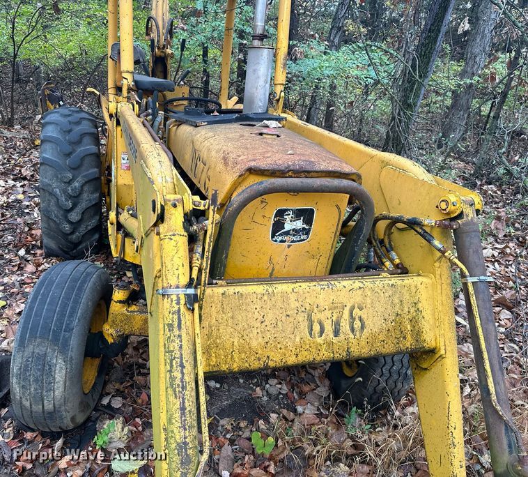 image for item NO9340 1981 John Deere 300BD  backhoe