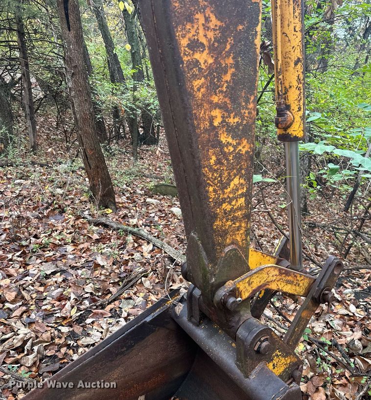 image for item NO9340 1981 John Deere 300BD  backhoe