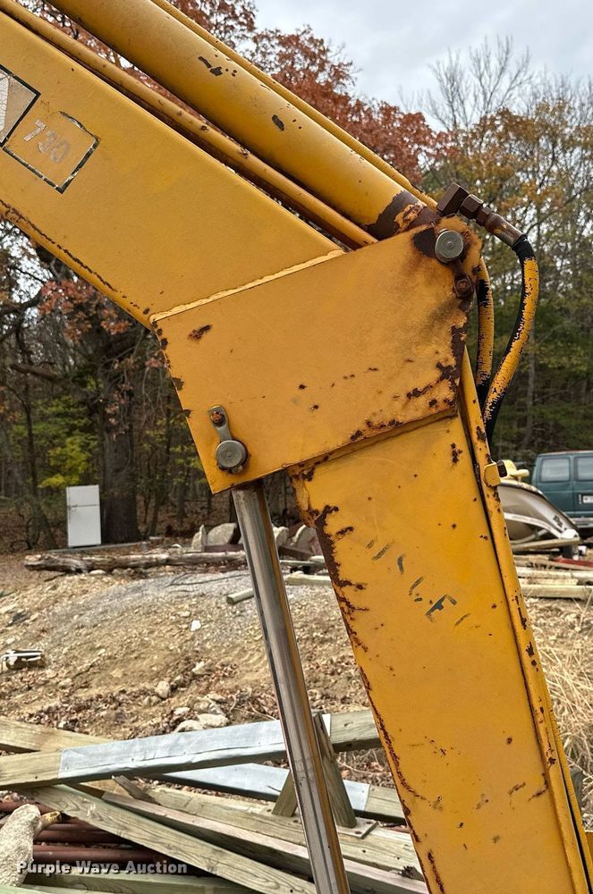 image for item NO9341 John Deere 301A  tractor