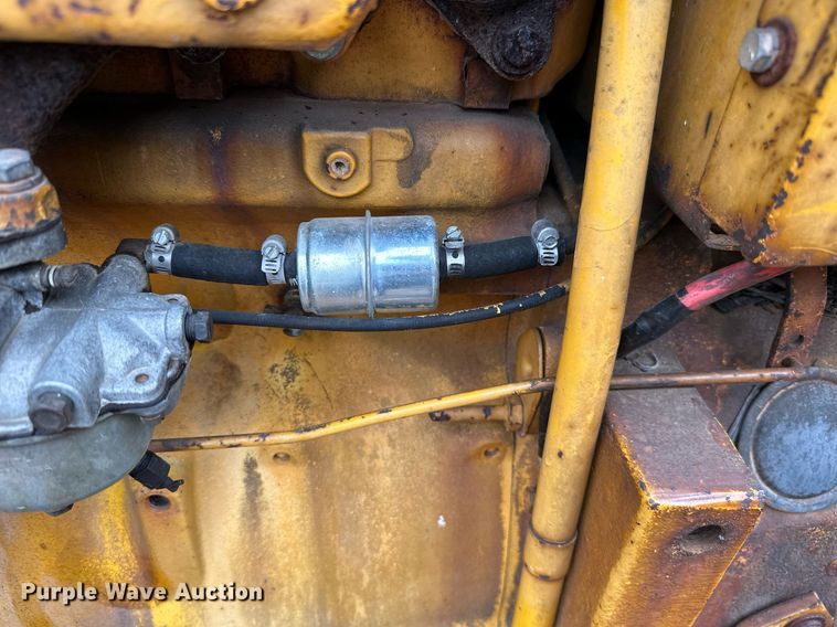 image for item NO9341 John Deere 301A  tractor