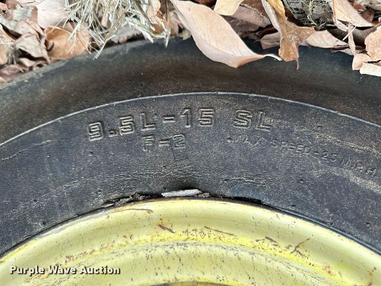 image for item NO9341 John Deere 301A  tractor