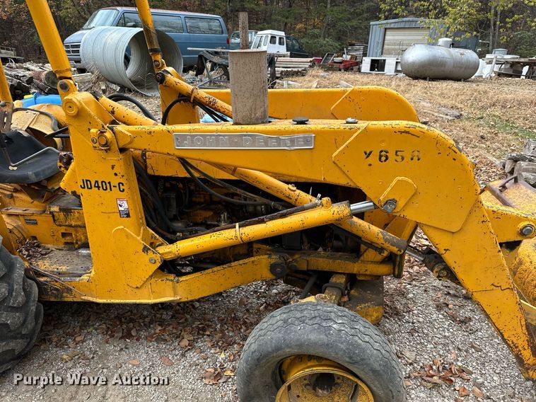 image for item NO9342 1980 John Deere 401C  backhoe