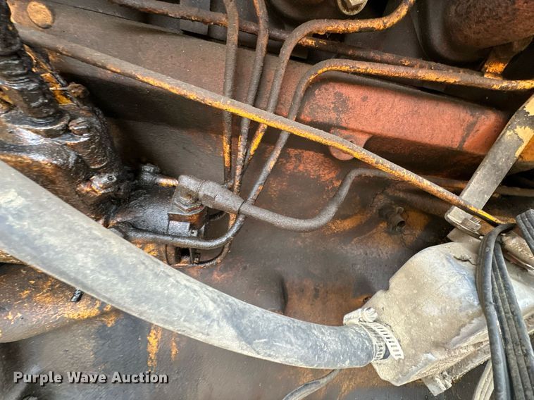 image for item NO9342 1980 John Deere 401C  backhoe