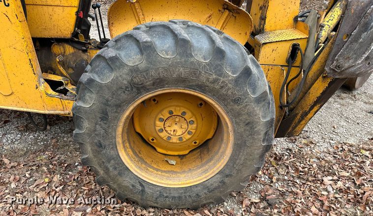 image for item NO9342 1980 John Deere 401C  backhoe