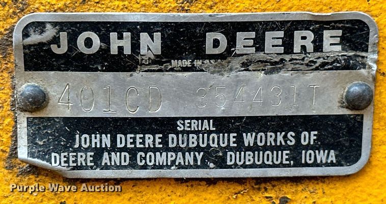 image for item NO9342 1980 John Deere 401C  backhoe